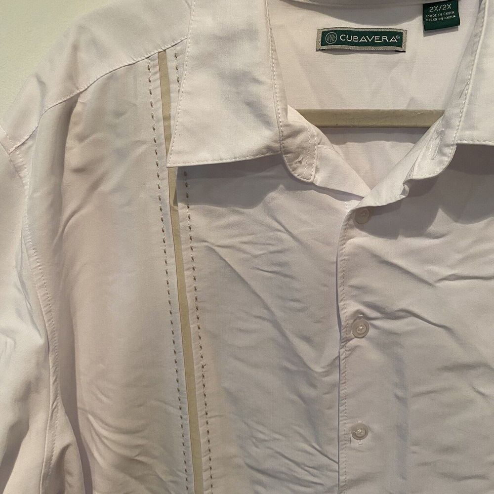 CUBAVERA Mens Camp Shirt Size XXL 2XL‎ White Embroidered Tan Stripe Short Sleeve